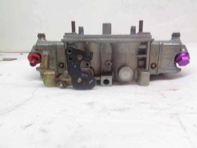 HOLLEY DOMINATOR 4500 CARBURETOR 12R-8795B USED R18