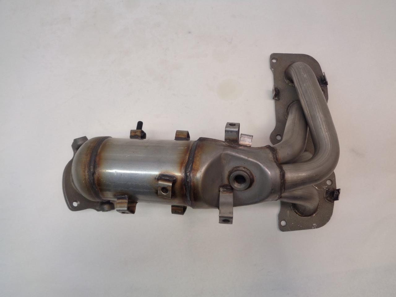 GENERIC DIRECT FIT CATALYTIC CONVERTER for 02-06 2.4L TOYOTA CAMRY  BSGEXHAUST