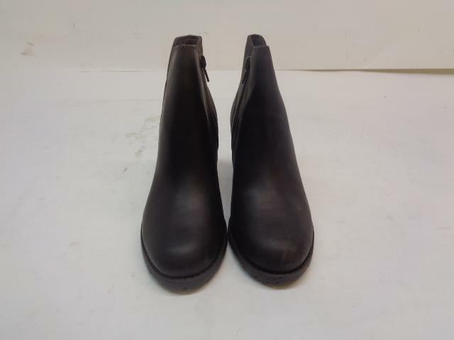 NEW CLARKS VERONA TRISH BROWN LEATHER 2 INCH HEELED BOOTS US 6.5 M SR