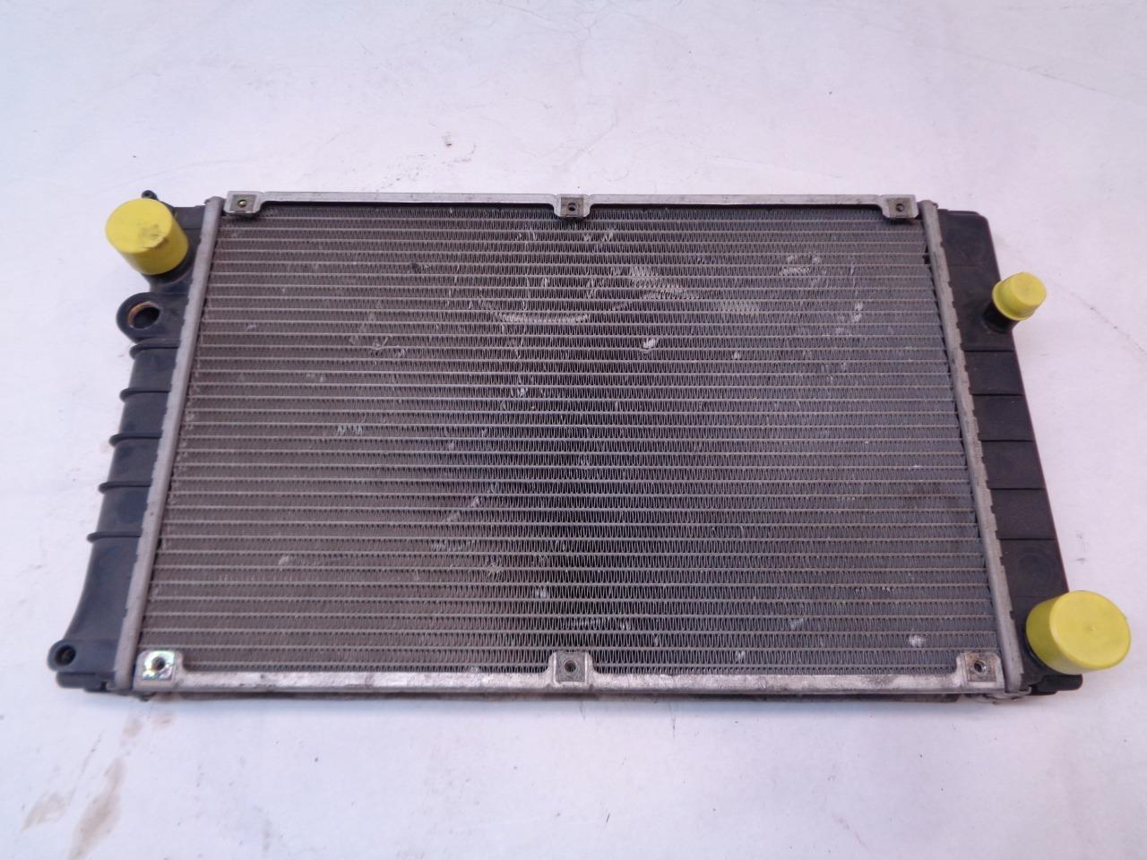 USED GENUINE PORSCHE 944 924 RADIATOR 94410603103 SR