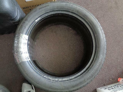 1 USED TIRE CONTINENTAL CONTISPORTCONTACT 3E SSR 275 40 18 99Y 3502840000