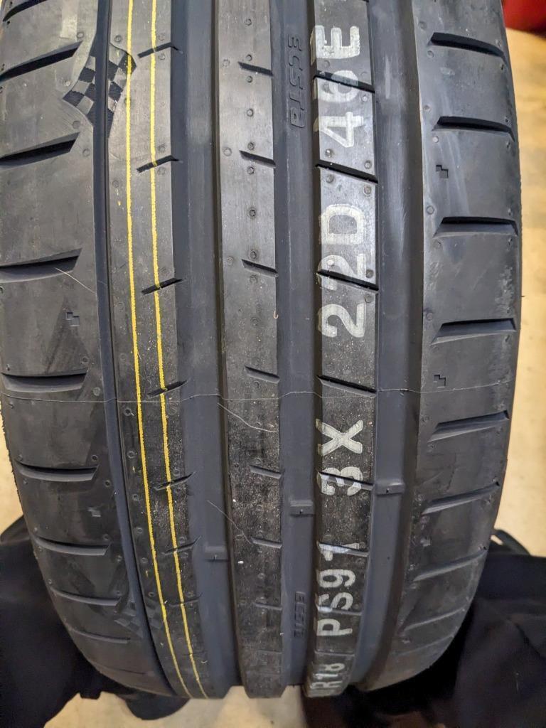 KUMHO ECSTA PS91 P 225 40 18 92Y XL TIRE 2167343 CQ1