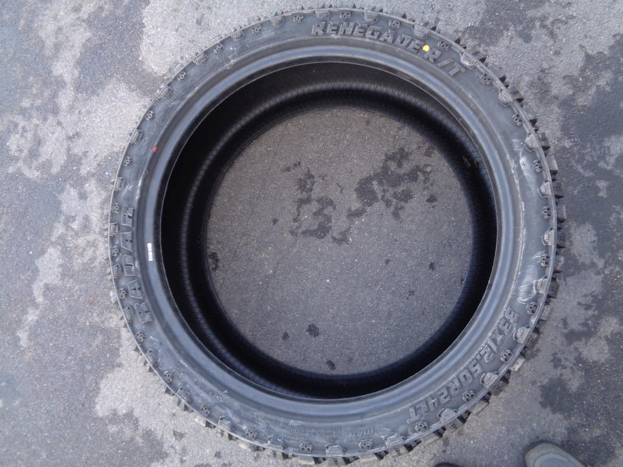 2 RADAR RENEGADE RT LT 33 12.5 24 104Q LRE TIRES RASYTH0098 SU16