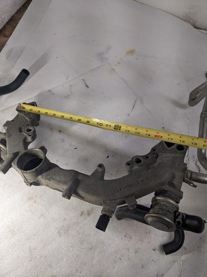 PORSCHE CAYENNE 4.5L VALVE HOUSING WITH PIPES MOUNTED 9481061514R USED R25