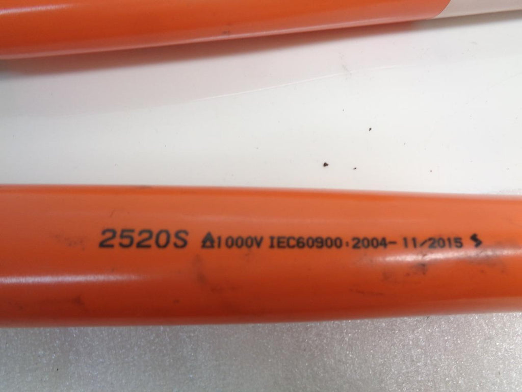 NEW BAHCO 2520 S INSULATED 1000V CABLE CUTTERS 30mm MAX CUTTING DIAMETER R22