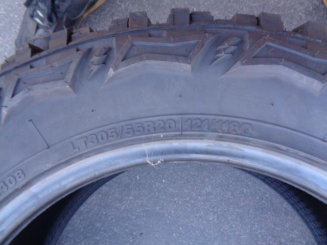THUNDERER TRAC GRIP M/T LT 305 55 20 121/118Q LRE 10PLY TIRE TH2494 AQ4