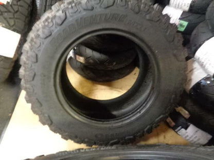 1 NEW KUMHO ROAD VENTURE MT71 33 12.5 18 122 LRF TIRES 2262513