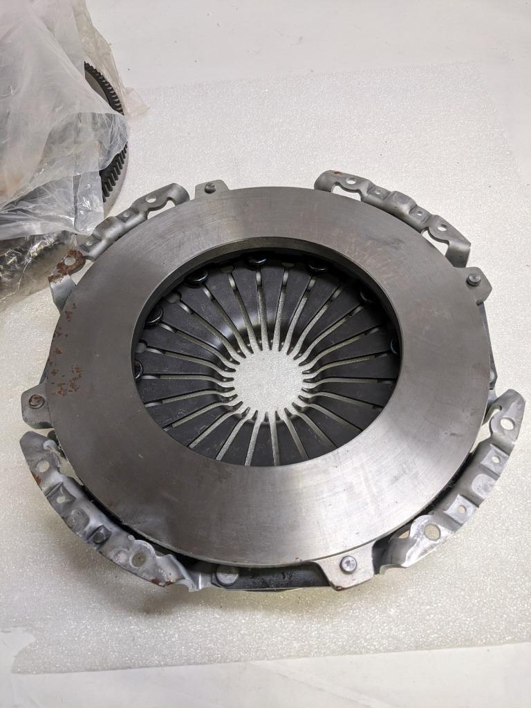 CLUTCHMAX CM05192HDCFW-CF135-ST4 STAGE 4 CLUTCH KIT & FLYWHEEL NO FORK NEW R3