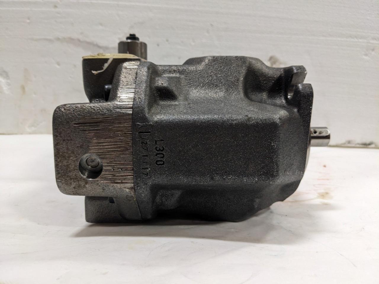 Rexroth Hydraulic Pump 3-925321-227-09.02.18/09.55 7986491 02421944 NEW BSIG1