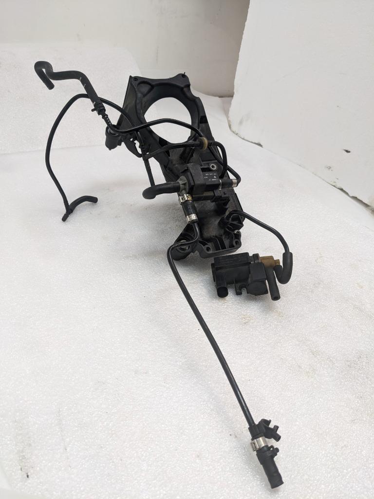 2015-18 PORSCHE PANAMERA VACUUM TANK RESERVOIR 94611013077 USED R22