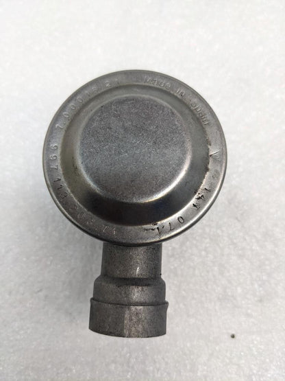 15-18 PORSCHE MACAN EGR SECONDARY AIR PUMP VALVE 99711320371 USED R21SPB