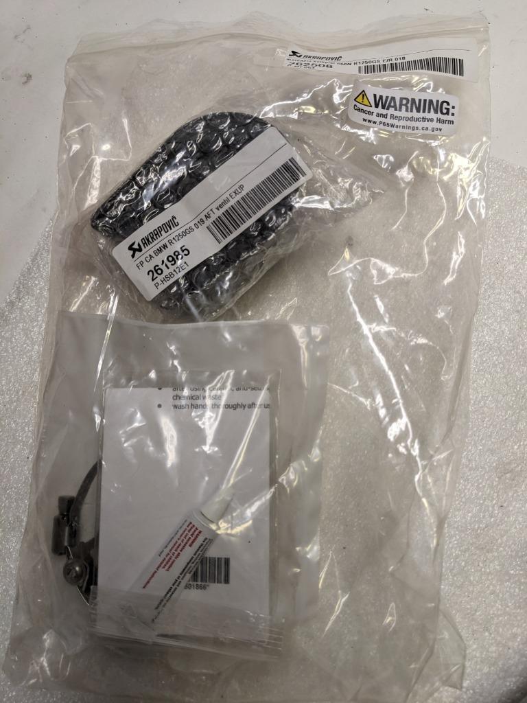 AKRAPOVIC E-B12E4/1 TITANIUM HEADER KIT FOR 2023 BMW R 1250 GS/ADVENTURE NEW R19