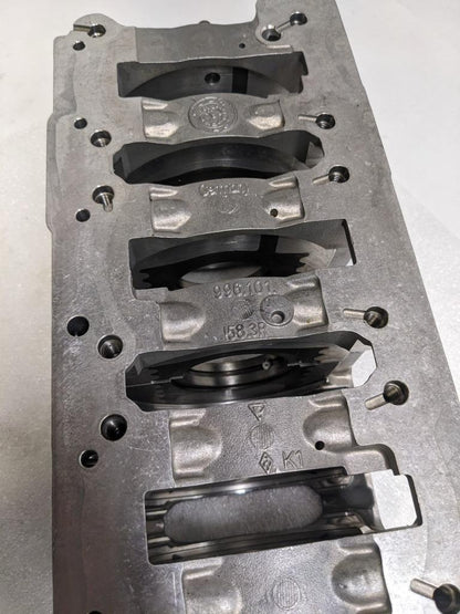 PORSCHE 9961011583R 9961011573R CRANKSHAFT CASE FOR 03 BOXSTER 986 2.7L USED 12