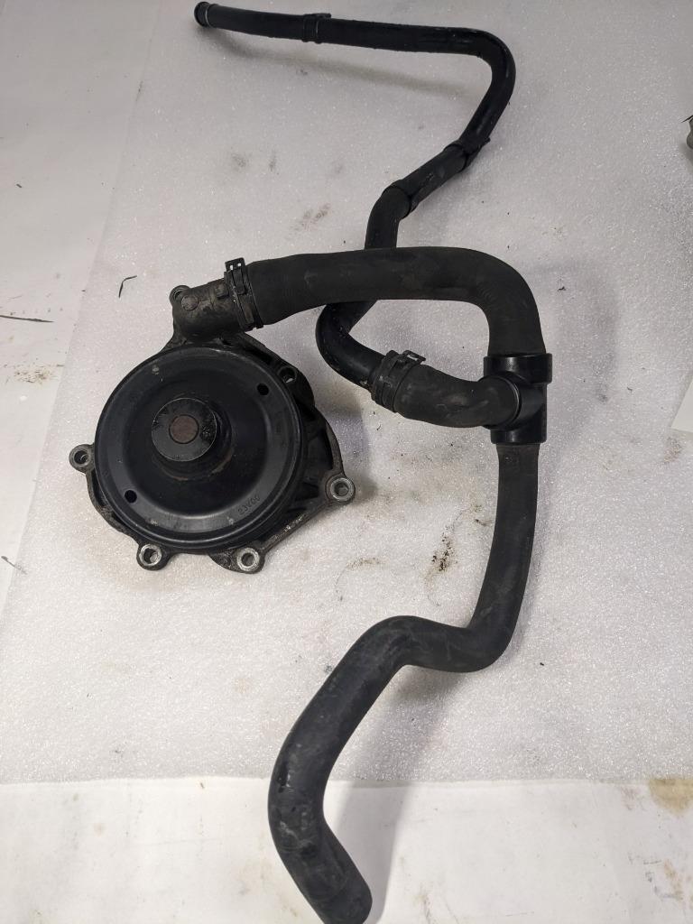 PORSCHE 911 997 BOXSTER CAYMAN ENGINE WATER PUMP W HOSES 99710601106 USED R20
