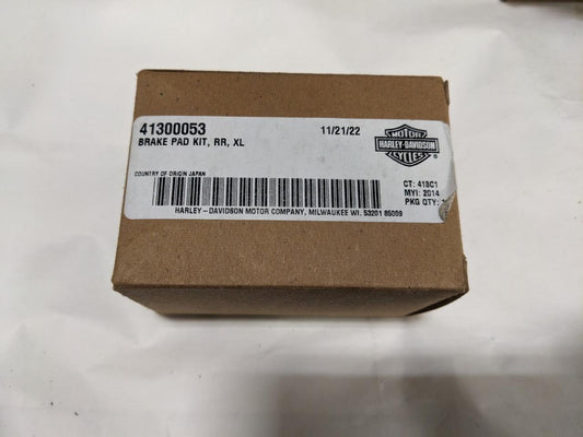 Harley-Davidson Original Equipment 41300053 Rear Brake Pads Fits XL Models R21T4