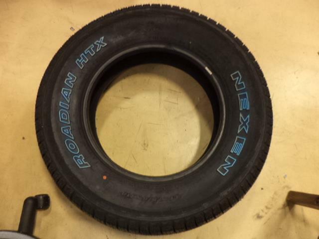 2 NEW  NEXEN ROADIAN HTX RH5 LT 275 65 18 123/120S TIRE 15116NXK