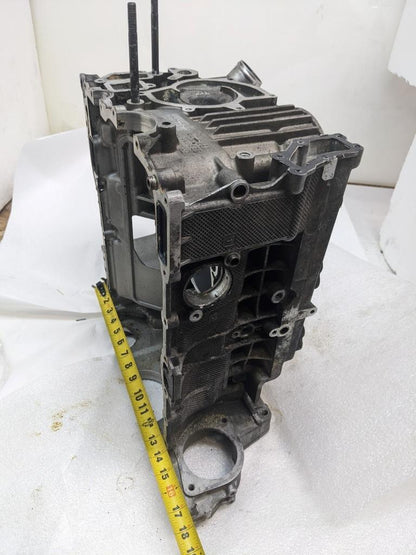 PORSCHE 911/996 RIGHT SIDE ENGINE BLOCK 9961011690R USED B2