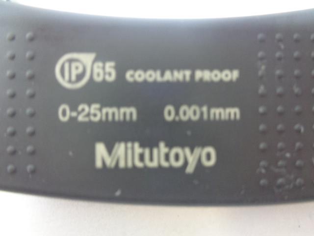 NEW MITUTOYO DIGIMATIC POINT MICROMETER 0-25mm 342-251-30 R17T1