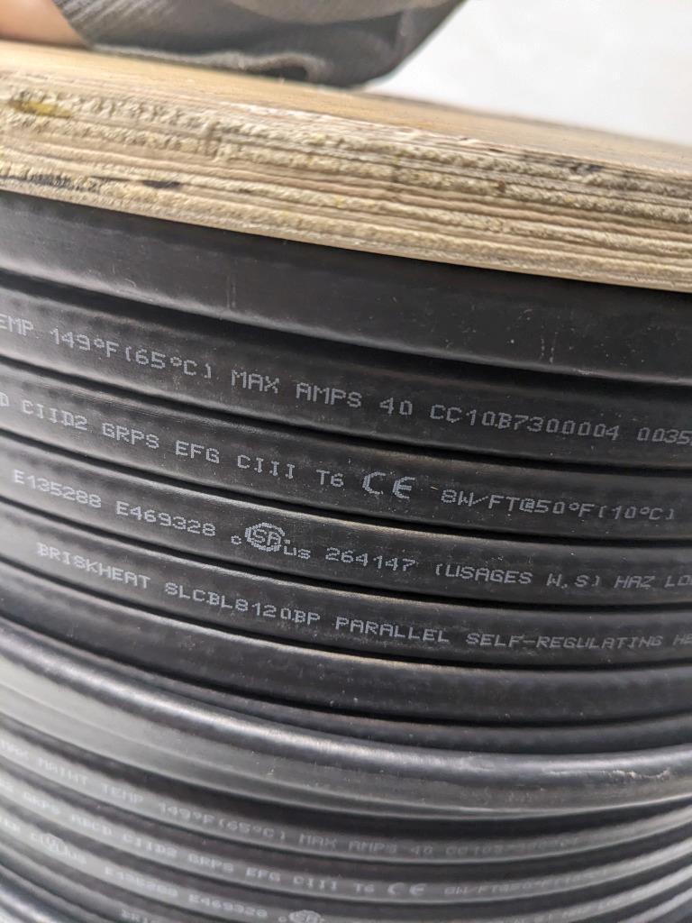 BRISKHEAT SLCBL8120BP SELF-REGULATING HEATING CABLE 8W 120V 1000FT NEW B2