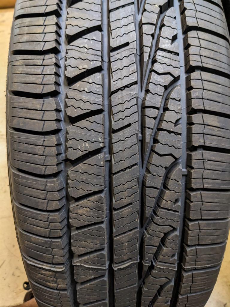 GOODYEAR ASSURANCE WEATHER READY P 235 60 17 102H SL TIRE 767488537 CQ3