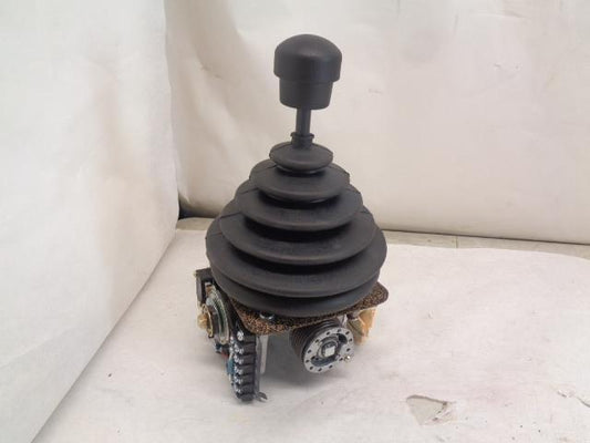 OEM CONTROLS INC LEVEL MANUAL CONTROLLER JS2M2585/1366AS188 NEW R31