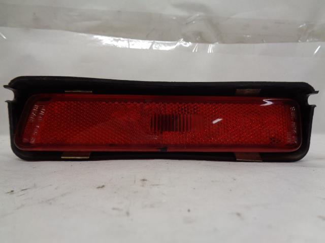 USED PORSCHE LEFT REAR SIDE MARKER w/ BACKING & HOUSING 944 631 425 00 R25T4