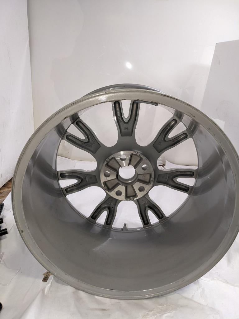 SINGLE TESLA MODEL S WHEEL/RIM (GRAY) 19X10.5 INCH 296R2 (5 BOLT) NEW B2