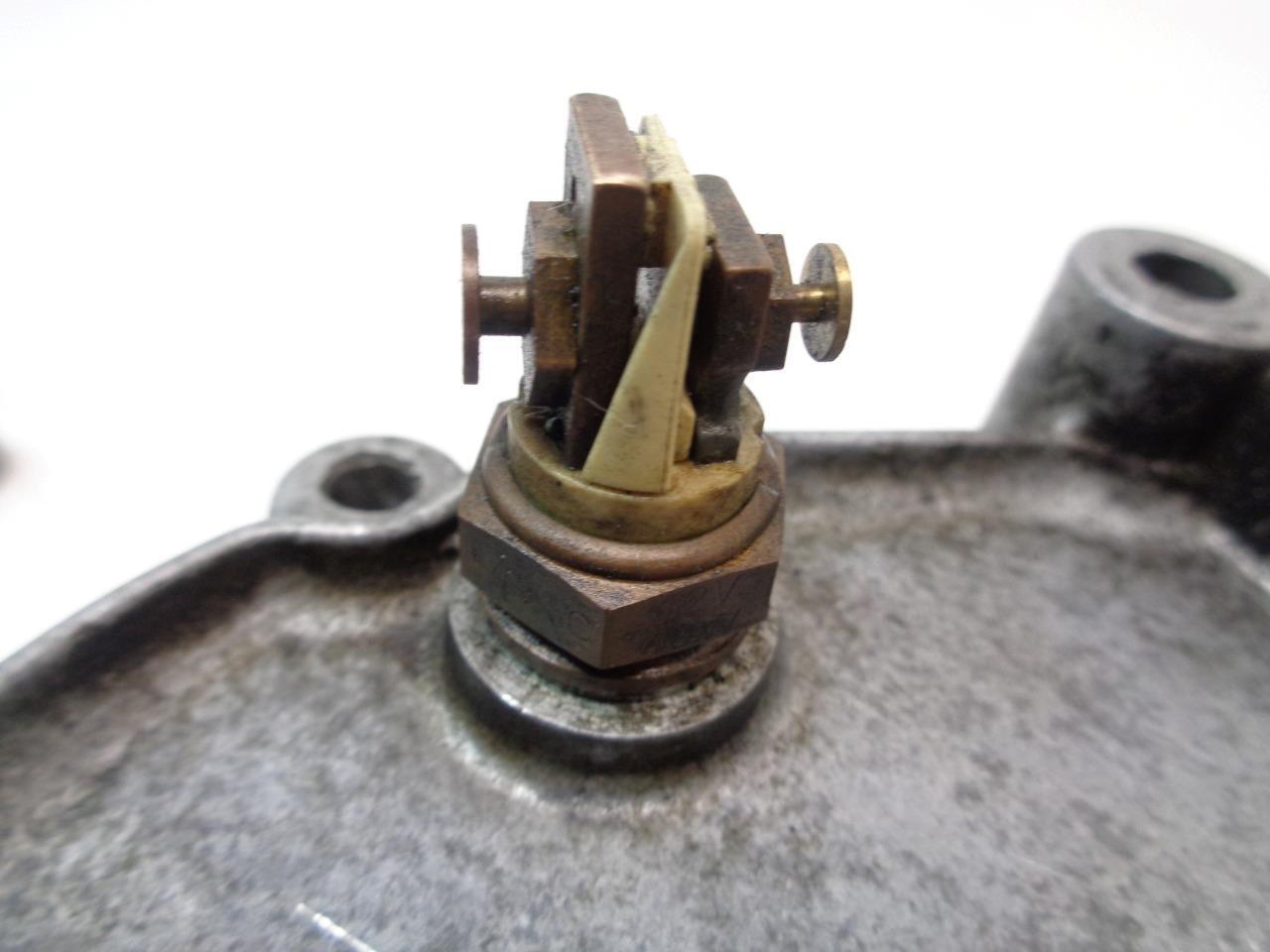 GENUINE PAIR PORSCHE 911 930 CHAIN TENSIONER CASE COVER 930 105 105/106 1R/OR