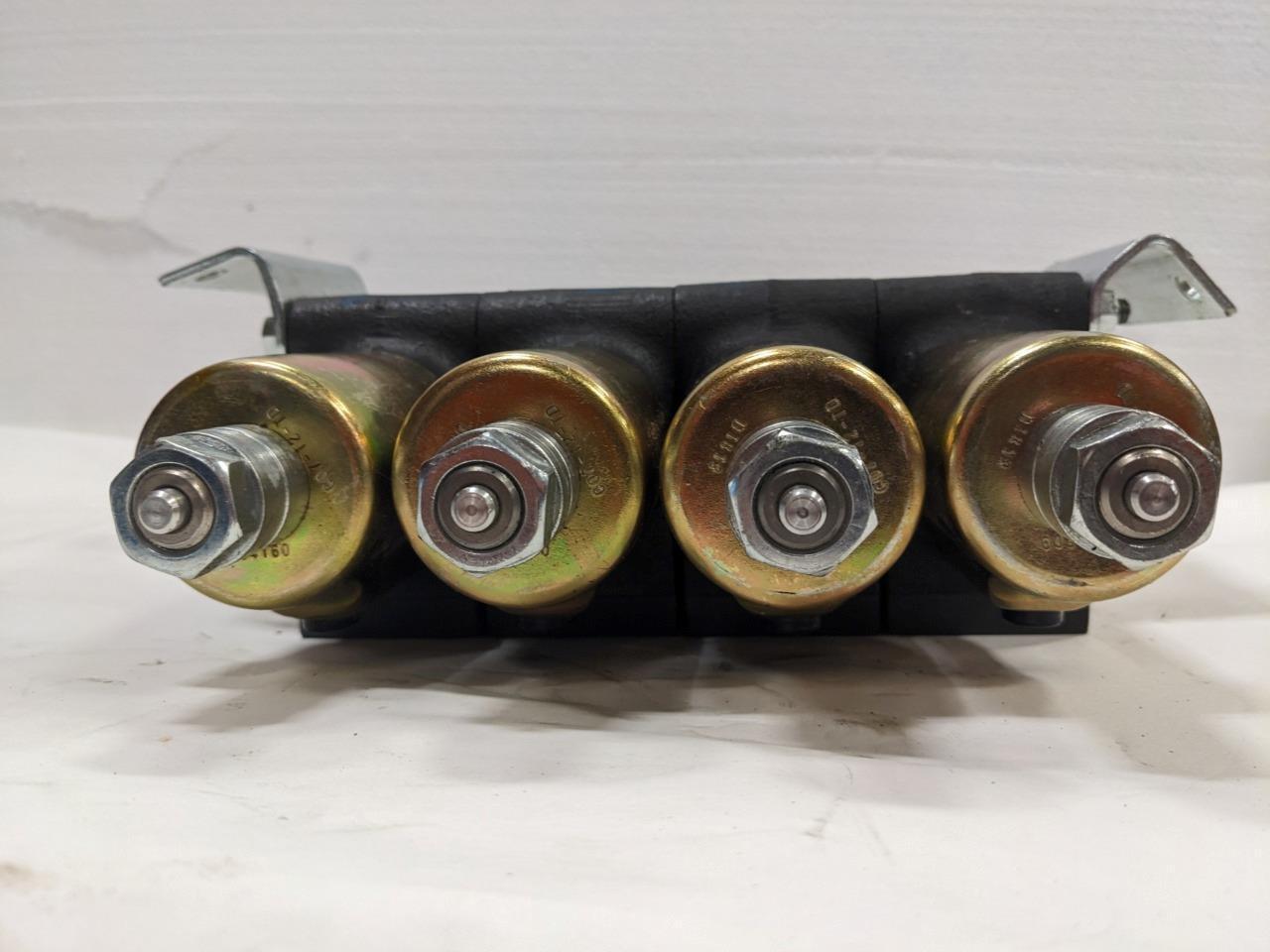 NEW UNIDENTIFIED UNBRANDED HYDRAULIC VALVE BSRG5