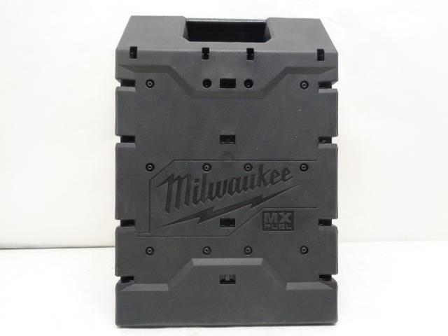 BRAND NEW MILWAUKEE MX FUEL RED LITHIUM MILWAUKEE BATTERY PACK MXFXC406 R13