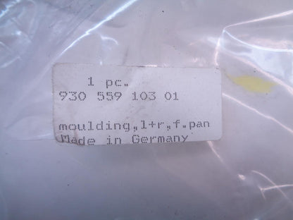 GENUINE PORSCHE 74-89 911 ROCKER PANEL RUBBER MOULDING SILL 93055910301 R23T3