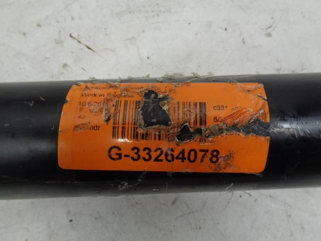 USED MACHTER VW TOUAREG PORSCHE CAYENNE DRIVESHAFT R24