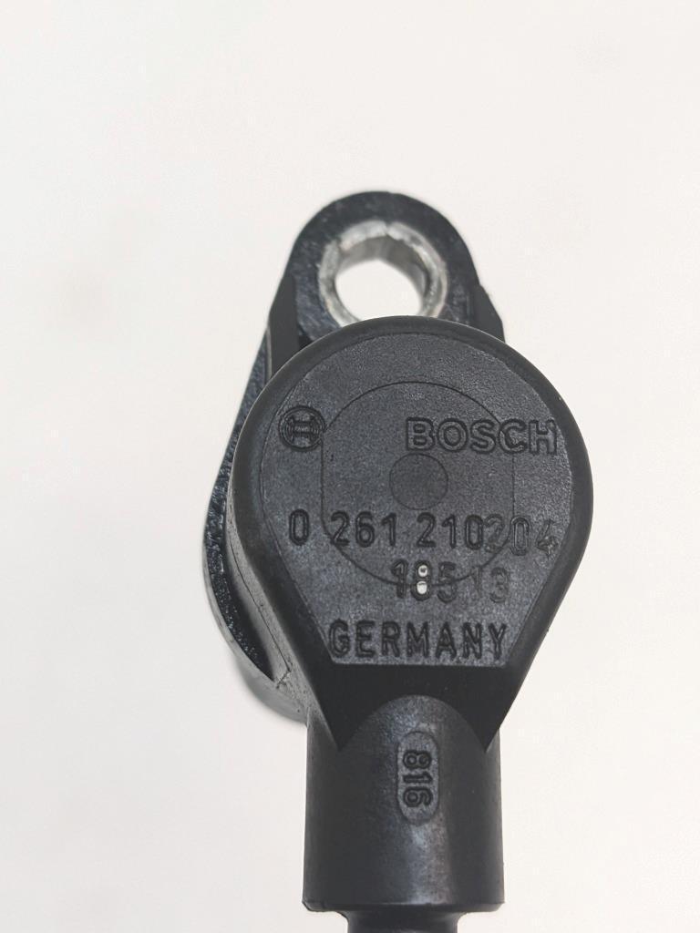 PORSCHE 986/987 BOXSTER CRANKSHAFT PULSE SENSOR 0261210204 USED 996BGL2T2