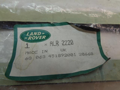 1 NEW LAND ROVER VENTILATOR FLAP SEAL FOR DEFENDER ALR 2220 R16