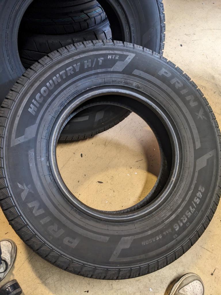 PRINX HICOUNTRY HT2 P 245 75 16 111T SL TIRE 3120250504 CQ2