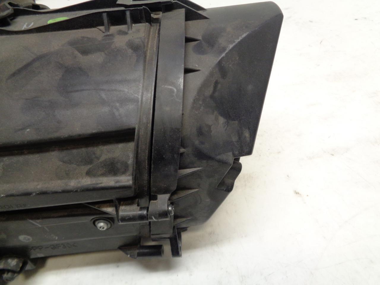 USED GENUINE 987 PORSCHE XENON RIGHT HEADLIGHT 987 631 158 23 SR