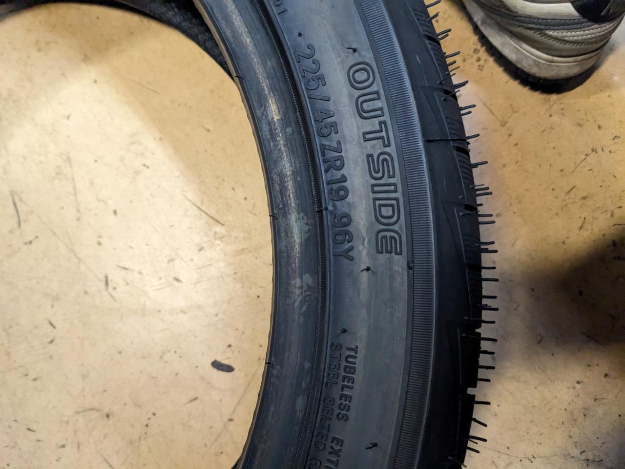 NITTO MOTIVO P 225 45 19 96Y XL TIRE 210350 CQ3