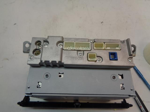 1 USED RADIO CD PLAYER 86120-0C290 FOR TOYOTA TUNDRA 2009-2013 R17