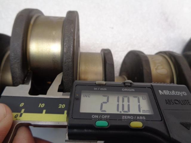 Porsche 911 2.2L Non Counterweight Crankshaft 901 102 010 00 USED GENUINE R24T7