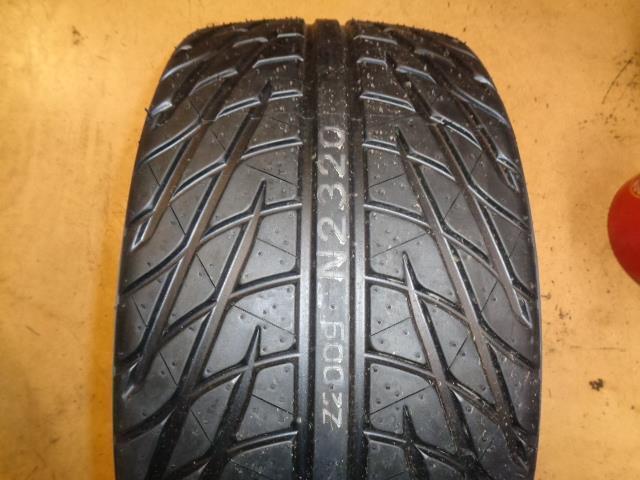 1 YOKOHAMA ADVAN A006 CIRCUIT RACING 250 650 18 W60 N2320 TIRE 150100642