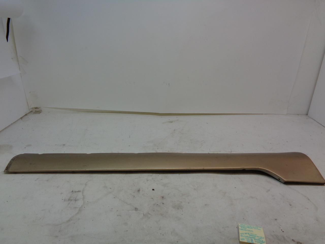 Porsche 928 1988 Rocker Panel 928 559 086 02 PASSENGER GOLD USED GENUINE R23