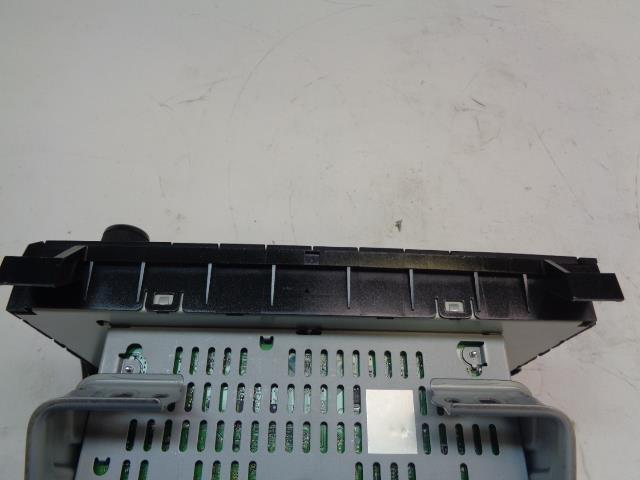 1 USED RADIO CD PLAYER 86120-0C290 FOR TOYOTA TUNDRA 2009-2013 R17