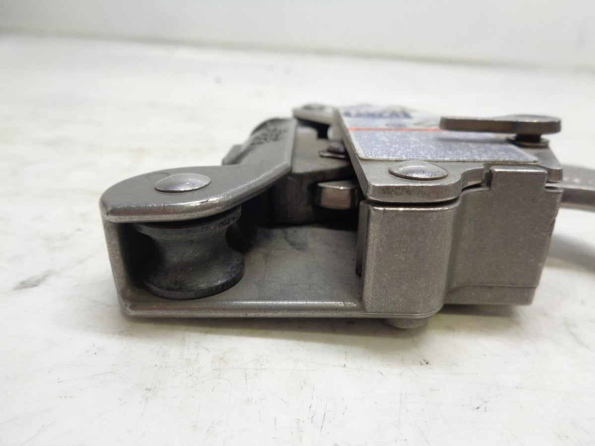 1 USED DBI-SALA 6116500 DETACHABLE CABLE SLEEVE R18T2