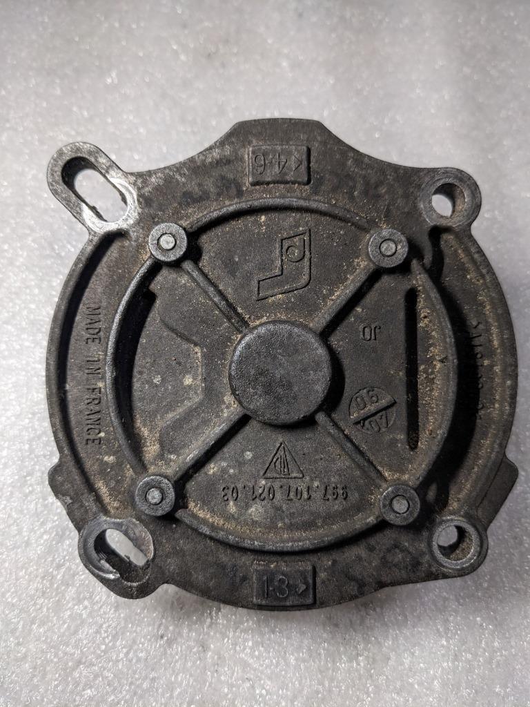 PORSCHE 911 BOXSTER SECONDARY OIL PUMP 99710702103 USED 996B.G.L.