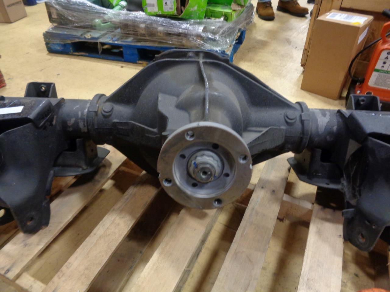 MOPAR 2019-22 RAM 2500 REAR COMPLETE AXLE ASSEMBLY 68295631AE BAY2