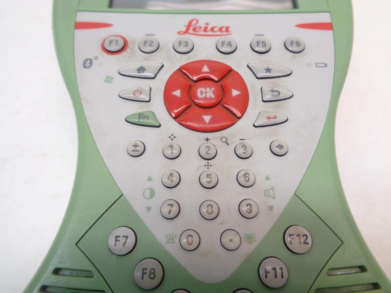 LEICA CS15 GPS DATA COLLECTOR CONTROLLER & CLAMP NO BATTERY R32T2