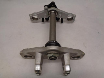NEW OEM HONDA TRIPLE TREE FORK CLAMP AND STEERING STEM K8JA 166 1 R16