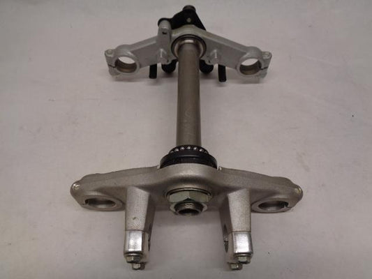 NEW OEM HONDA TRIPLE TREE FORK CLAMP AND STEERING STEM K8JA 166 1 R16