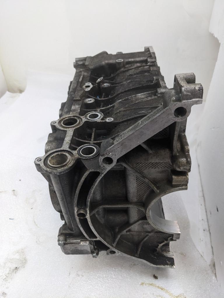 PORSCHE 911/996 RIGHT SIDE ENGINE BLOCK 9961011460R USED B2