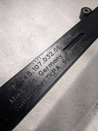 PORSCHE CAYENNE OIL PUMP WITH RESERVOIR 948107010 USED R24